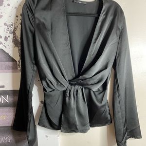 MISSGUIDED SATIN KNOT BLOUSE